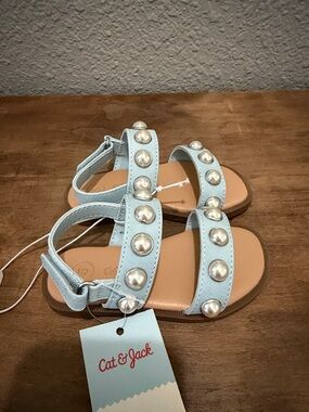 Cat & Jack Pale Blue Pearl-Stud Sandals size 5. new